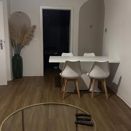 Am Mit Einem Schlafzimmer & Balkon Apartman Drezda