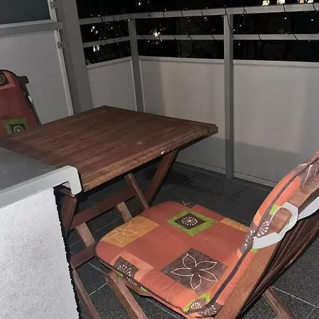 Am Mit Einem Schlafzimmer & Balkon Dresden